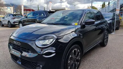 Usata Fiat 600 La Prima 101 CV (74 kW) 2025 Nero SUV