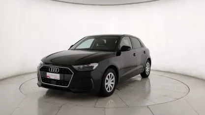 Usata Audi A1 Sportback Business 116 CV (85 kW) 2025 Nero Utilitaria