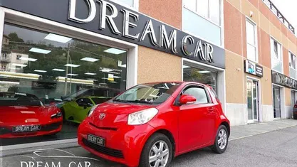 Usata Toyota iQ Sol 68 CV (50 kW) 2011 Utilitaria