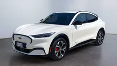 Star white Usata 2021 Ford Mustang Mach-E Premium SUV | 36.900 € (Buon prezzo)