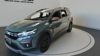 Usata Dacia Jogger Extreme 101 CV (74 kW) 2023 Verde oxide Monovolume
