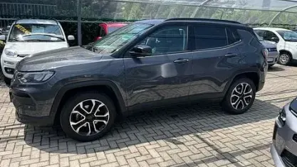 Usata Jeep Compass 131 CV (96 kW) 2023 Grigio SUV