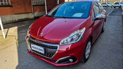 Usata Peugeot 208 Allure 82 CV (60 kW) 2016 Utilitaria