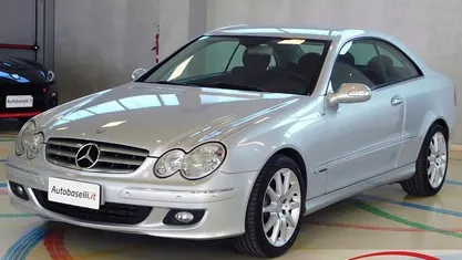 Usata Mercedes CLK200 Elegance 184 CV (135 kW) 2007 Argento Coupé
