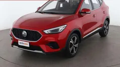 Rosso Usata 2023 MG ZS Comfort Tre volumi | 13.599 € (Buon prezzo)