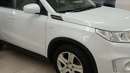 Usata Suzuki Vitara 120 CV (88 kW) 2018 Bianco SUV