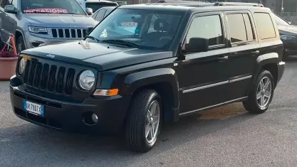 Usata Jeep Patriot Limited 140 CV (102 kW) 2008 Nero SUV