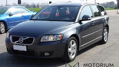 Usata Volvo V50 Plus 115 CV (84 kW) 2011 Grigio Station wagon