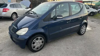 Usata Mercedes A140 Avantgarde 81 CV (59 kW) 2003 Blu Berlina