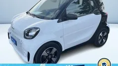 Bianco pastello Usata 2020 Smart ForTwo Electric Drive Passion Tre volumi | 13.500 € (Buon prezzo)