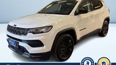 Bianco pastello Usata 2023 Jeep Compass Night Eagle SUV | 26.900 € (Buon prezzo)