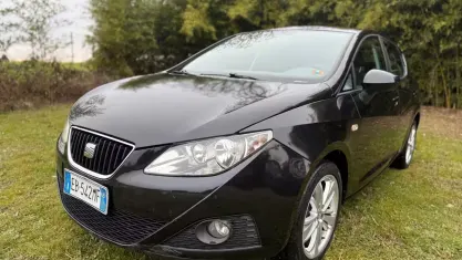 Usata Seat Ibiza Style 90 CV (66 kW) 2010 Nero Berlina