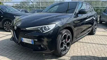 Usata Alfa Romeo Stelvio Veloce 209 CV (153 kW) 2022 Nero SUV