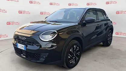 Nuova Fiat 600 110 CV (80 kW) 2025 Bianco SUV