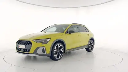Usata Audi A3 Comfort 150 CV (110 kW) 2024 Giallo pitone metallizzato Berlina