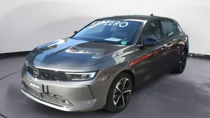 Usata Opel Astra Edition 181 CV (133 kW) 2023 Grigio Utilitaria