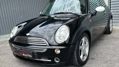 Usata Mini Cooper 116 CV (85 kW) 2005 Nero Utilitaria