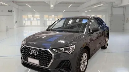 Usata Audi Q3 Sportback Business Plus 149 CV (109 kW) 2022 Grigio SUV