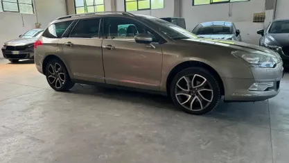 Usata Citroën C5 Exclusive 136 CV (100 kW) 2009 Marrone Station wagon