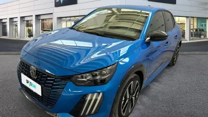 Usata Peugeot 208 GT 102 CV (75 kW) 2024 Blu Utilitaria