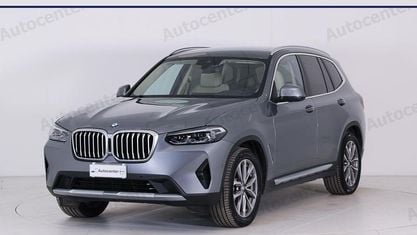 Begagnad BMW X3 Luxury Line 190 HK (139 kW) 2022 Grå SUV
