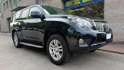 Usata Toyota Land Cruiser 173 CV (127 kW) 2010 Nero SUV
