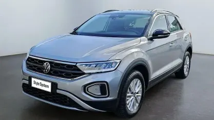 Usata VW T-Roc Life 116 CV (85 kW) 2024 Grigio SUV