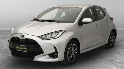 Usata Toyota Yaris Hybrid Trend 92 CV (67 kW) 2023 Berlina