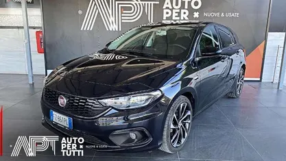 Usata 2020 Fiat Tipo Lounge Berlina | 11.500 € (Ottimo prezzo)