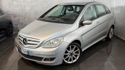 Usata Mercedes B200 Chrome 140 CV (102 kW) 2008 Grigio Monovolume