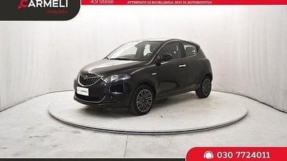 Usata Lancia Ypsilon Gold 70 CV (51 kW) 2023 Nero Utilitaria