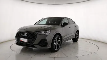 Usata Audi Q3 Sportback S-Line 150 CV (110 kW) 2023 Grigio SUV