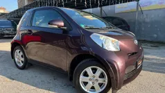 Toyota iQ