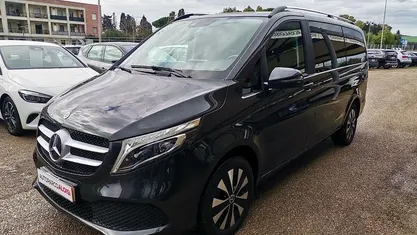 Usata Mercedes V220 Exclusive 163 CV (119 kW) 2022 Nero Monovolume