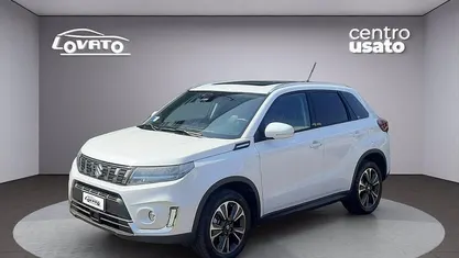 Bianco artico met. Usata 2023 Suzuki Vitara SUV | 24.000 € (Buon prezzo)
