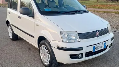 Usata Fiat Panda Classica 77 CV (56 kW) 2012 Utilitaria