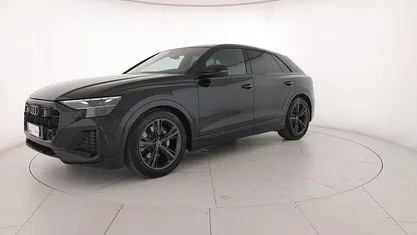 Usata Audi Q8 S-Line 231 CV (169 kW) 2025 Nero mito metallizzato SUV