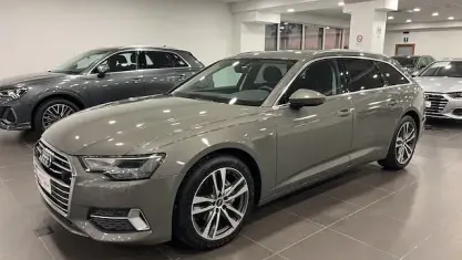 Usata Audi A6 Business 204 CV (150 kW) 2023 Grigio chronos metallizzato Station wagon