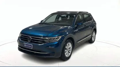Usata VW Tiguan Life 150 CV (110 kW) 2023 Blu / pastello SUV