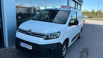 Bianco Usata 2021 Citroën Berlingo Monovolume | 10.570 € (Buon prezzo)