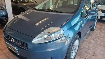 Occasion Fiat Grande Punto 77 ch (56 kW) 2007 Bleue Citadine