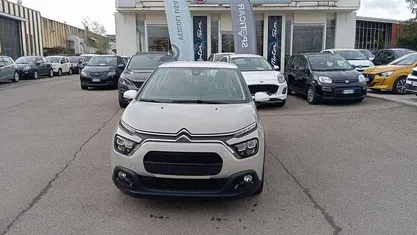 Sabbia Usata 2024 Citroën C3 PureTech Tre volumi | 15.300 € (Buon prezzo)