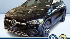 Nero pastello Usata 2022 Mercedes GLA200 SUV | 35.300 € (Buon prezzo)