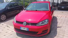 Rosso Usata 2012 VW Golf VII Trendline Tre volumi | 7500 € (Buon prezzo)