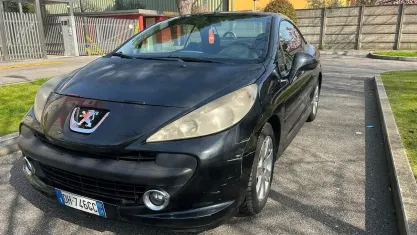 Usata Peugeot 207 120 CV (88 kW) 2009 Nero Berlina