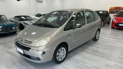 Usata Citroën Xsara Picasso 95 CV (69 kW) 2005 Beige Monovolume