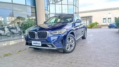 Usata BMW X4 190 CV (139 kW) 2023 Blu SUV