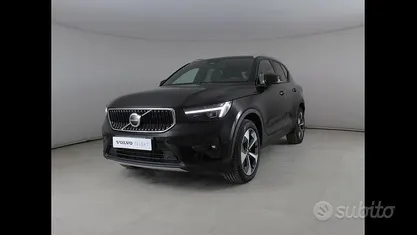Usata 2025 Volvo XC40 Core SUV | 33.900 € (Buon prezzo)