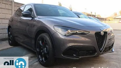 Usata 2025 Alfa Romeo Stelvio Veloce SUV | 54.400 € (Buon prezzo)
