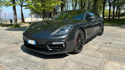 Usata Porsche Panamera Sport Turismo 460 CV (338 kW) 2020 Grigio Station wagon
